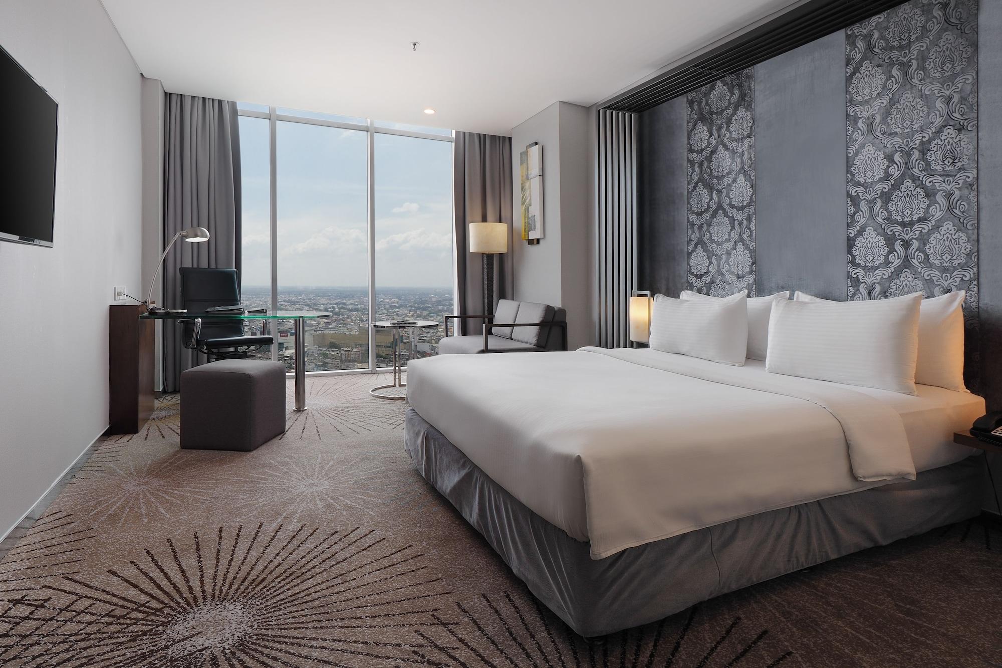 Cambridge Hotel Medan Extérieur photo