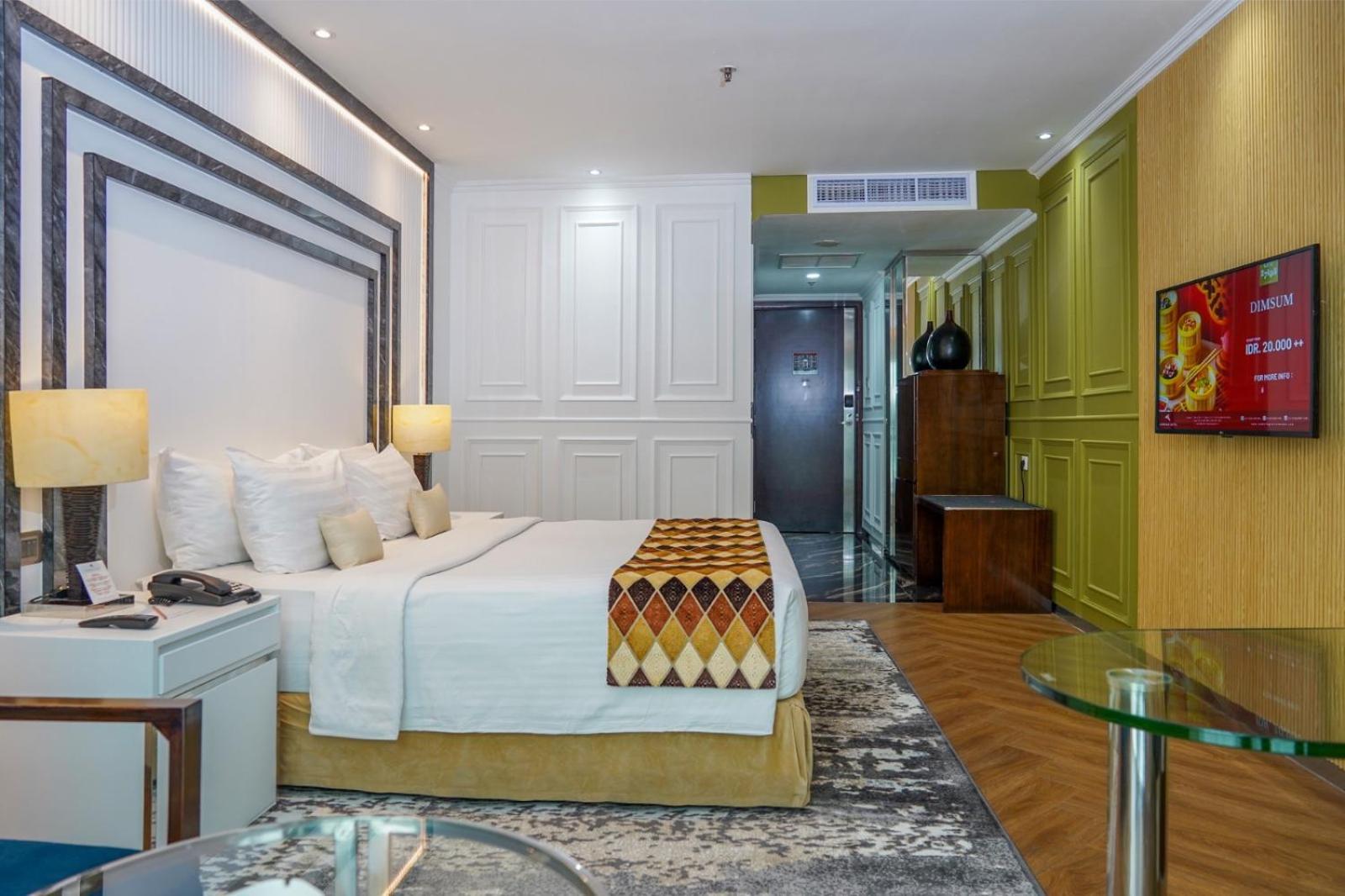 Cambridge Hotel Medan Extérieur photo